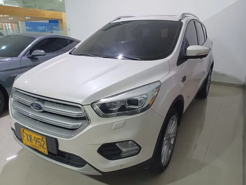 Ford Escape 2.0 Titanium
