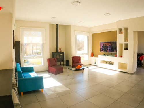 Se Vende Casa En Corral De Barrancas, Unquillo!
