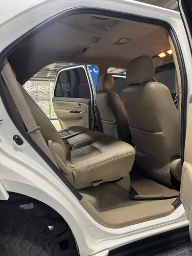 Toyota Fortuner Sr 2013