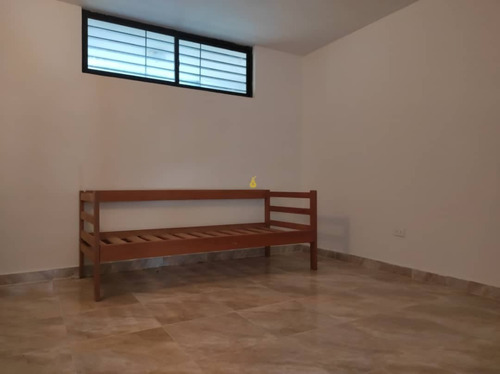 Imagen 11 de 14 de Apartamento En Alquiler Parque Caiza