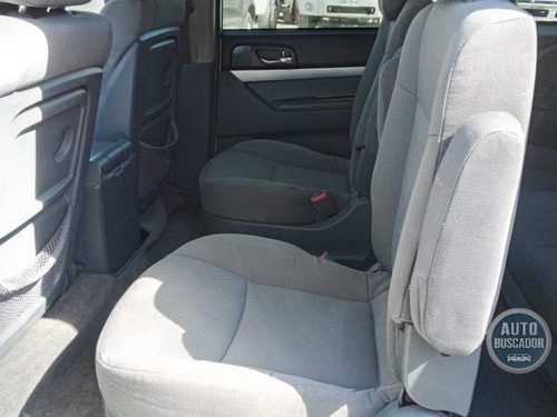 Ssangyong Stavic 2011