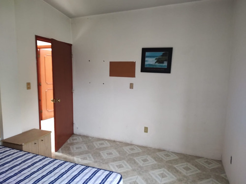 Se Renta Casa En Cuajimalpa A 5 Mins De Santa Fe Y 15 De Cuajimalpa Centro, A Dos Cuadras De Carretera Mx Toluca