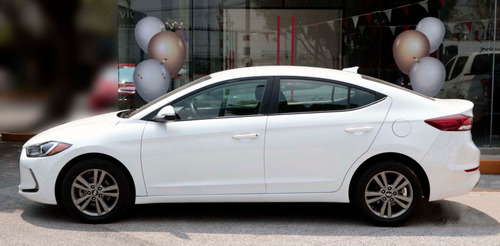 Imagen 5 de 15 de Hyundai Elantra 2018 2.0 Gls Premium At
