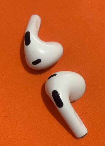 2 Audífonos Izquierdos AirPods 3 Generación Perfectos