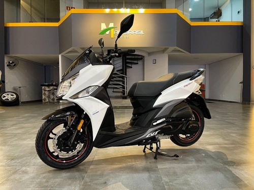 Imagem 5 de 14 de Scooter - Cruisym 150 - X Max 250 - Re