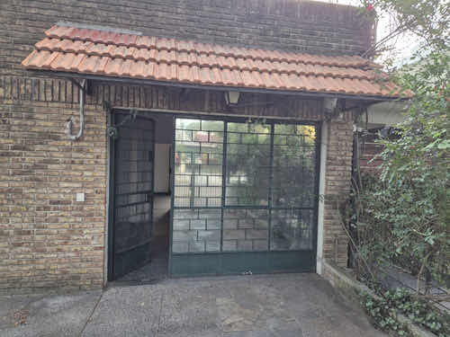 Alquiler Casa 2 Dormitorios En Malvin Con Cochera