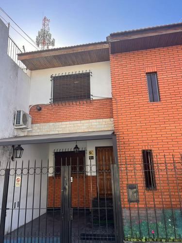Imagen 8 de 23 de Hermoso Duplex 110 M2 3 Ambientes