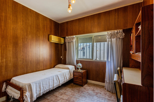 Casa . Dúplex . 4 Ambientes . Patio . Cochera . Apto Credito . Permuta . Ramos Mejia