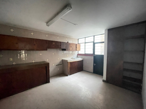 Imagen 8 de 22 de Casa En Renta Calle Alhóndiga