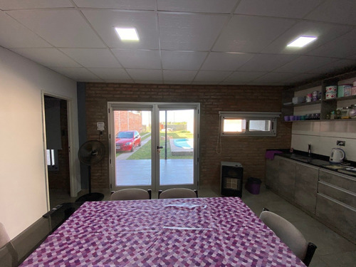 Casa Con Pileta Puerto San Martin - 6 Meses De Uso - Terreno 400m2