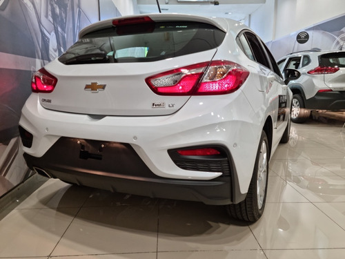 Imagen 15 de 19 de Chevrolet Cruze Lt Automático 5 Puertas 0km 2022