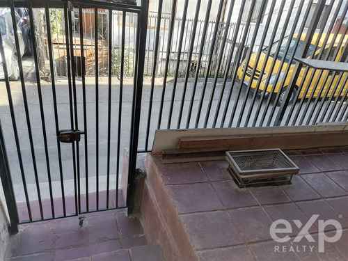 Casa Para Remodelar 2d/1b, Psje. El Chuncho, Lo Barnechea