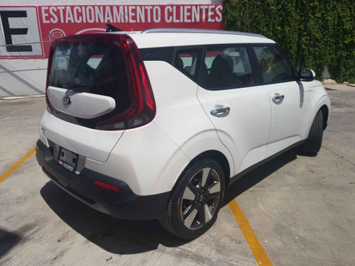 Imagen 4 de 15 de Kia Soul 2020 5p Ex Pack, 2.0l, 147hp, Ta6, F. Led, Ra-18
