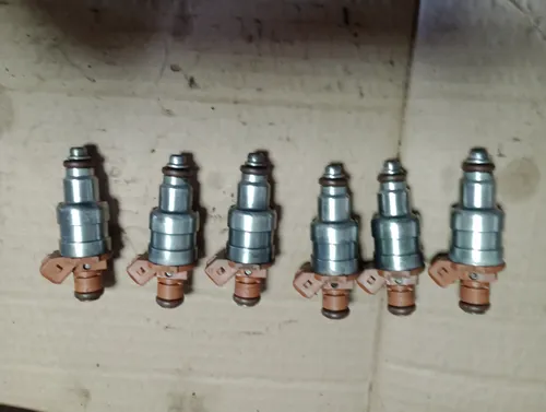 Inyectores Gran Cheroke Motor 4.0. 6 En Linea Orijinales (Usado)