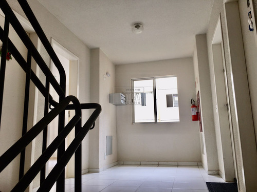 Imagem 6 de 14 de Apartamento Com 2 Dormitórios À Venda Com 96.8m² Por R$ 125.000,00 No Bairro Santa Cândida - Curitiba / Pr - Ap 2012