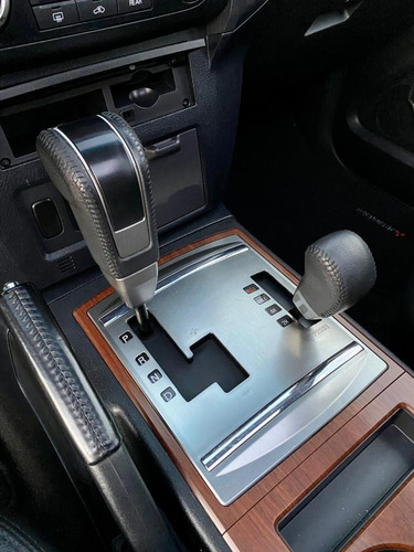Imagem 5 de 8 de Pajero Full Hpe 3.2 Turbo Diesel 4x4 Aut - Mônaco Automóveis