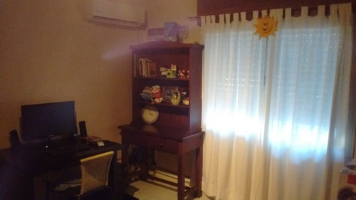 Imagen 8 de 12 de Venta Ph Casa 4 Dormitorios B° Guemes