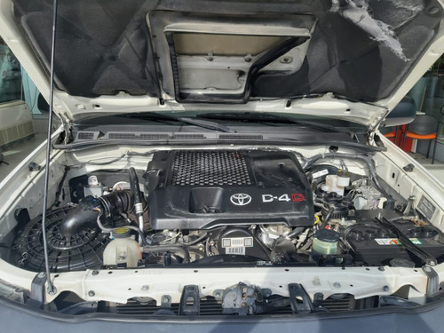 Toyota Hilux Cover 4x2 Cs Dx 2.5 Tdi Mt-dsl - 2014