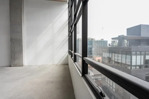 Oficina En Arriendo/venta En Chico Norte. Cod A1105031