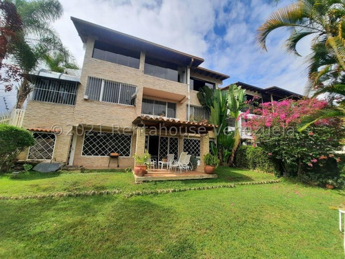 Imagen 1 de 13 de Casa Venta La Tahona Mls #22-377 Bello Townhouse De 4 Habitaciones Con Aires Split, Habitación Principal Con Vestier Y Baño, Un Área De Gimnasio, Mas Hab. De Servicio Con Baño