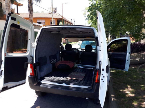 Peugeot Partner 1.6 Hdi Furgon Confort Airbag 2014