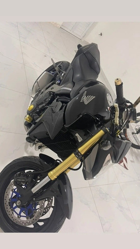 Imagem 4 de 8 de Honda Cb1000