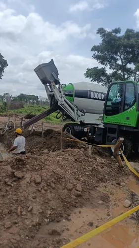 Autohormigonera 4000r (4.0 M³) | Mezcladora De Concreto