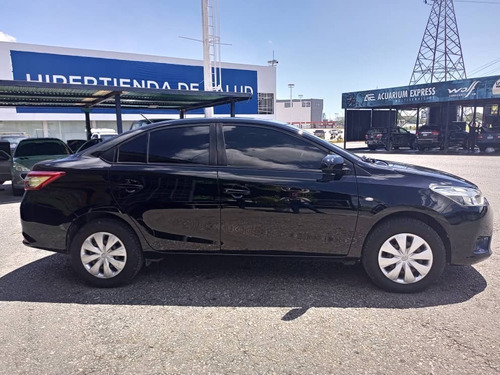 Imagen 4 de 16 de Toyota Yaris