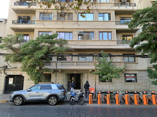 Amplia Y Cómoda Oficina Primer Piso En Estratégica Ubicación