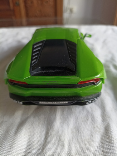 Lamborghini Huracán Coupe Racing 1/24 Plástico Verde (Usado)