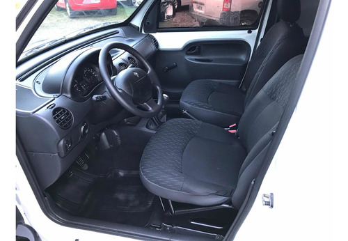 Imagen 7 de 15 de Renault Kangoo 2015 1.6 Furgon Ph3 Confort 1plc