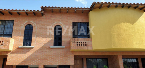 Imagen 3 de 24 de Townhouse Callejon Mañongo, Detras Del Farmatodo Mañongo Conjunto Residencial Las Trinitarias. A65aj7