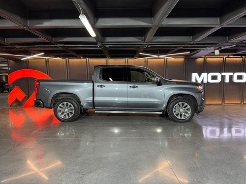 Chevrolet Cheyenne 6.2 V8 Doble Cabina High Country 4x4 At