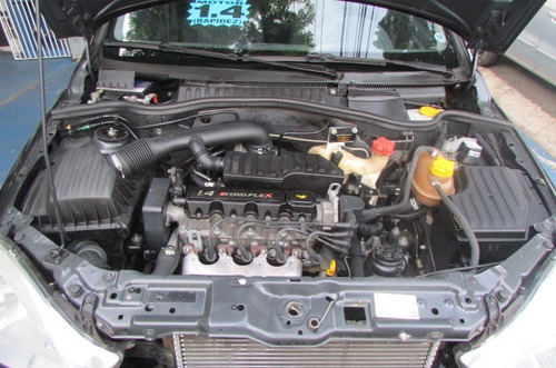 Gm Corsa 1.4 Sedan Maxx/direção Hid/vidros E Travas Ele/2008