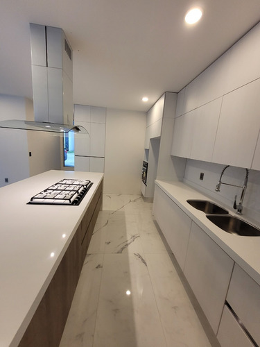 Imagen 7 de 14 de Residencia Nueva A 3 Min Del Town Square Metepec
