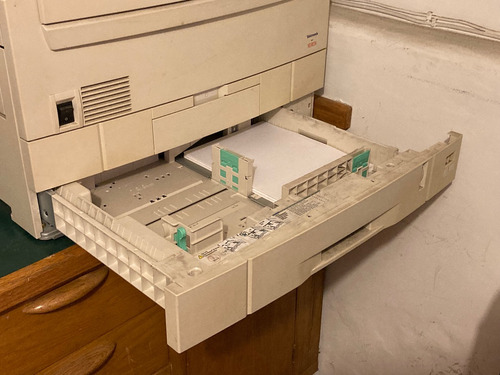 Impresora Xerox Phaser 7300 (Usado)