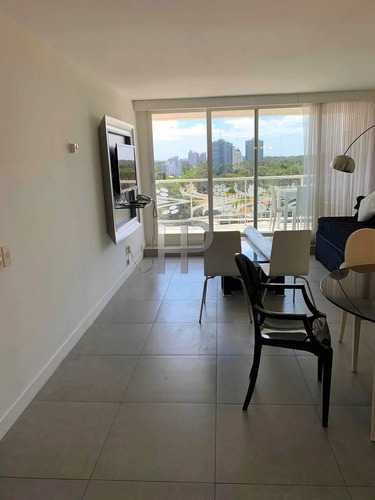 Imagen 2 de 10 de Apartamento En Venta Punta Del Este 1.5 Dorm #1786
