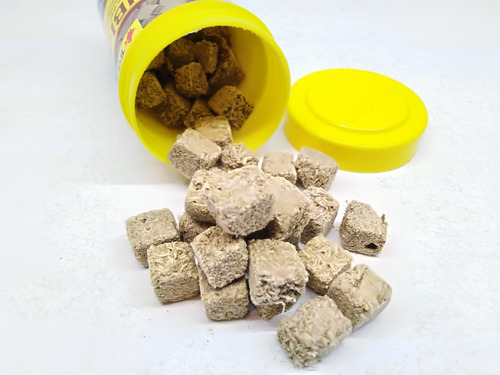 Imagen 2 de 5 de Alimento Tubifex Liofilizado Tubi Cubi 10g Tropical Premiun