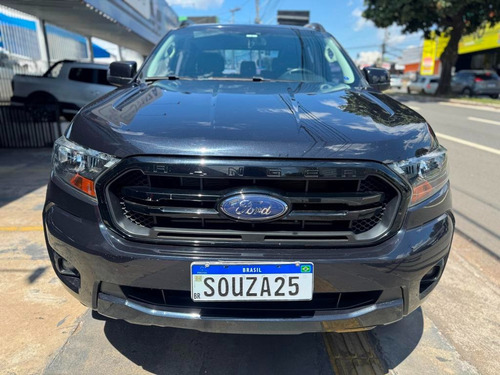 Ford Ranger 2.2 Black Cab. Dupla 4x2 Aut. 4p Automática sequencial