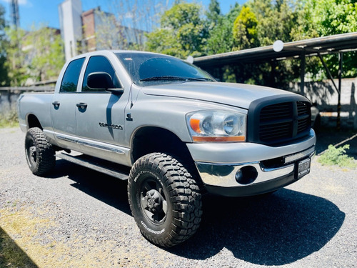 Imagen 4 de 12 de Dodge Ram