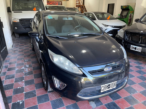 Ford Fiesta Kinetic 1.6 Design 120cv Titanium