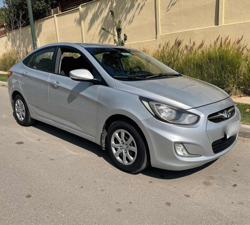Imagen 3 de 21 de Hyundai Accent 1.6 At Gl Sedan