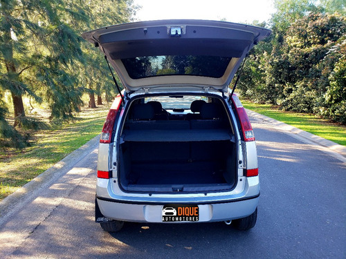 Imagen 9 de 25 de Chevrolet Meriva 1.7 Gl 2005