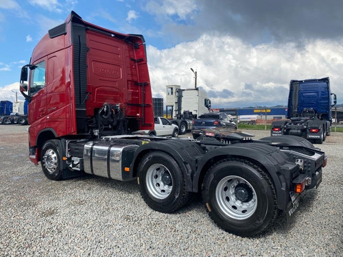 Imagem 7 de 19 de Volvo Fh 540 6x4 Globetrotter Ano 2021 Traçado Bordo