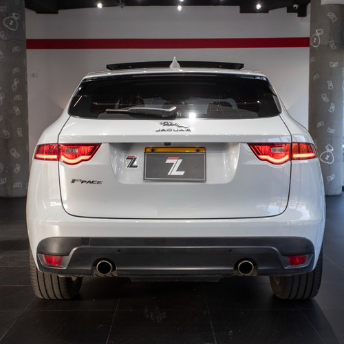 Imagen 8 de 14 de Jaguar F-pace Sport 3.0 V6 T