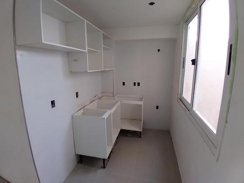 Dos Dormitorios En Venta. Amplio Y De Calidad. Recomendamos