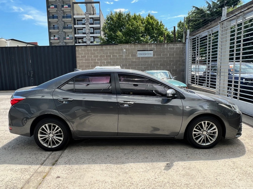 Imagen 5 de 12 de Toyota Corolla Xei Mt