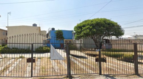 Casa En Venta, Recuperación Bancaria, Col. Portal Ojo De Agua, Tecamac, Estado De Mexico. Laab2
