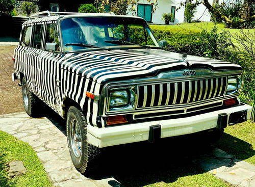 Jeep Wagoneer
