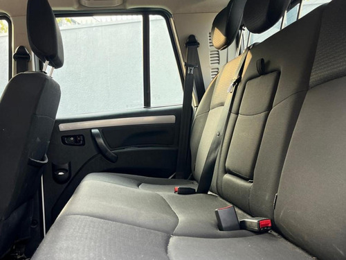 Mahindra Pik Up Pick Up refresh DC 4X2 MT FULL